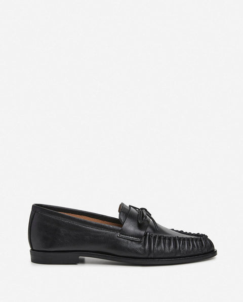 Flattered Dylan Loafer | Black Leather