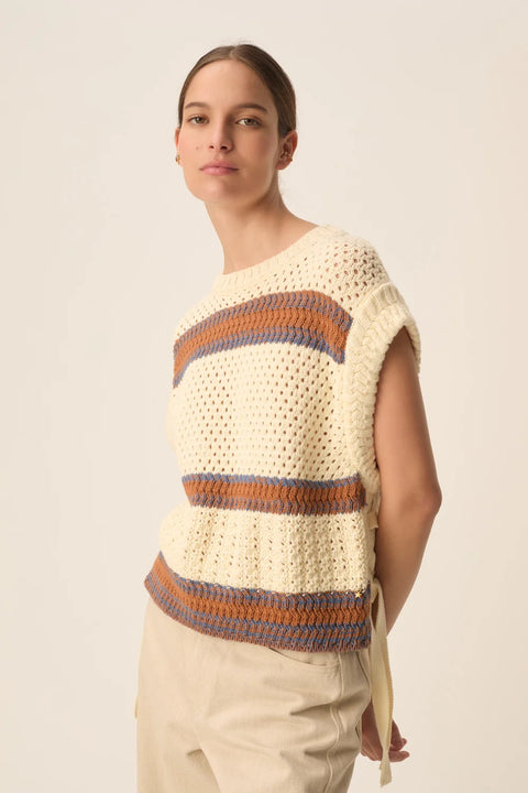 Des Petits Hauts Des Petits Hauts Baba Sleeveless Sweater in Creme with Choco: relaxed, summer, vacation, organic