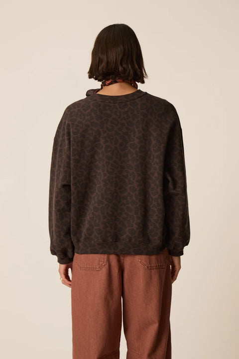 Des Petits Hauts Jacinthe Sweatshirt Leopard - Styled Shot with Skirt Showing Bolder Feminine Styling Option