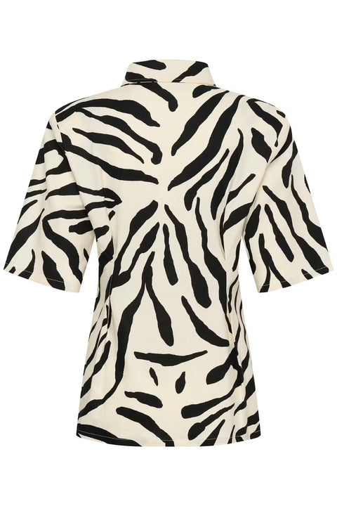 Gestuz Zeona Shirt in Zebra print - relaxed-fit short sleeve viscose linen shirt with standard collar and covered button placket