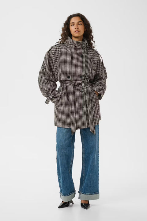 Gestuz Avic Short Coat | Brown and Green Houndstooth