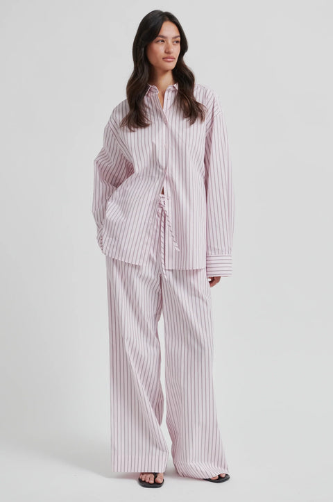 Second Female Second Female Vari Shirt in Pale Lilac: featuring cotton, oversized, relaxed