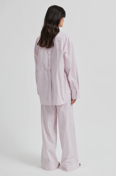 Second Female Second Female Vari Shirt in Pale Lilac: featuring cotton, oversized, relaxed
