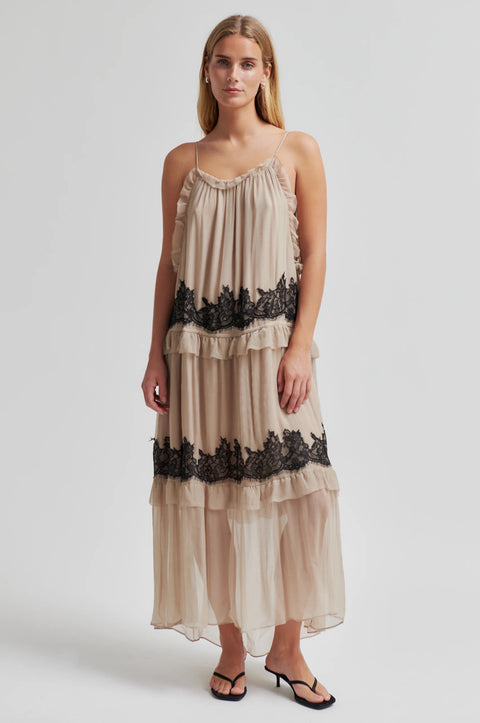 Second Female Lynda Maxi Dress | Plaza Taupe