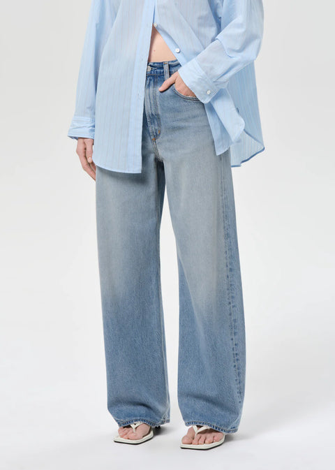 AGOLDE AGOLDE Low Curve Jean in Reset (Flyweight): features cotton, oversized, relaxed
