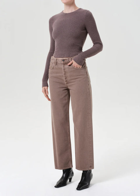 Best setting Ren Jean in light brown, wide leg, non stretch, high rise, slightly cropped