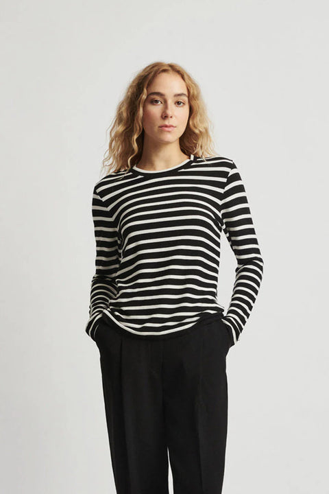 Stylein Canvey Long Sleeve T-Shirt | Black with Stripes