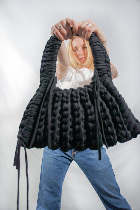 Loosends The Dusk Shoulder Bag | Black