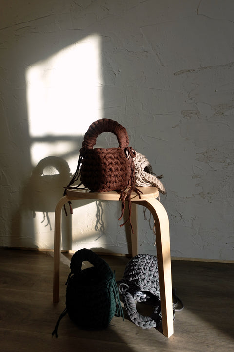 Loosends The Bow Bag | Chocolate