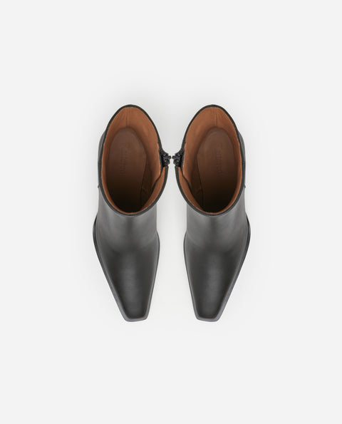 Flattered Anita Boot | Black