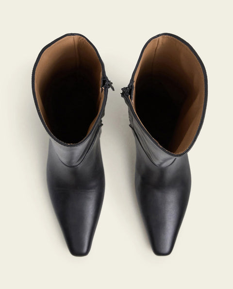 Flattered Xia Boot Black - full length model view of knee-high black leather boot styled with fall outfit