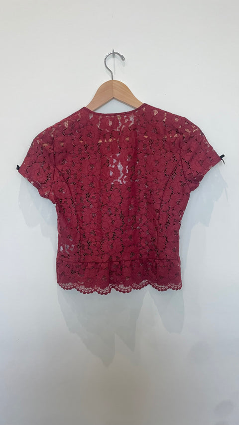 Saemdi Buttoned Lace Top | Burgundy