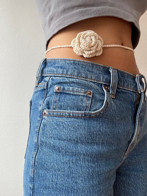 Givéh Flower Necklace