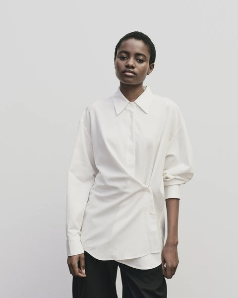 textured cotton blend, relaxed fit, features additional side buttons at the waist. Collar. Oversized fit Mijeong Park