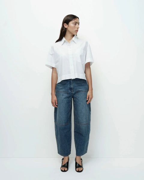 White short sleeve cotton shirt full outfit styled with jeans