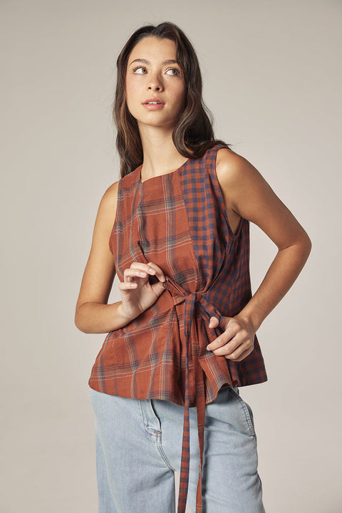 Amente Contrast Panel Top | Brown with Rust