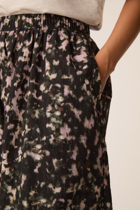 Des Petits Hauts Ylane Skirt Camo - Close-Up of Camouflage Print and Fabric Detail