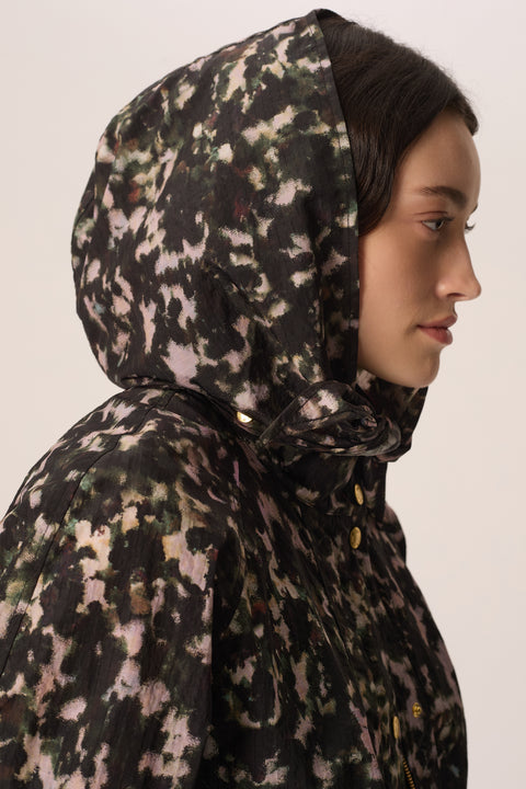 Des Petits Hauts Ylang Windbreaker Camo - Styled Autumn Shot of Women's Lightweight Statement Camo Jacket