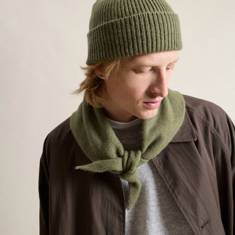Le Bonnet Bandana in Jungle — worn tied at the front, colourway detail