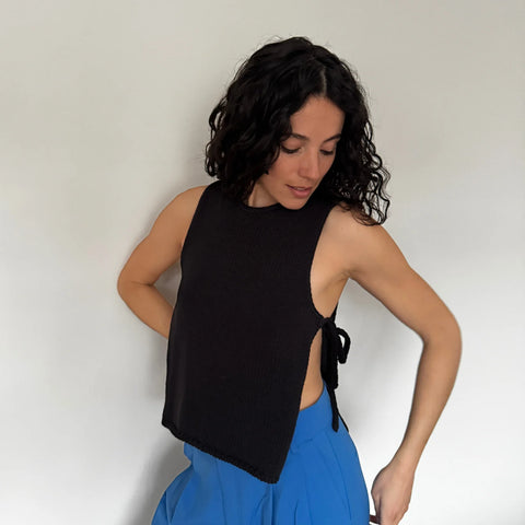Givéh Tie Top | Black
