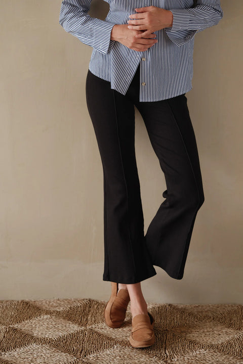 DONNI The Rib Kick Flare | Black