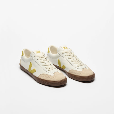 Veja Volley Leather | White Liquor Bark