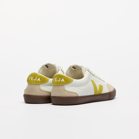 Veja Volley Leather | White Liquor Bark