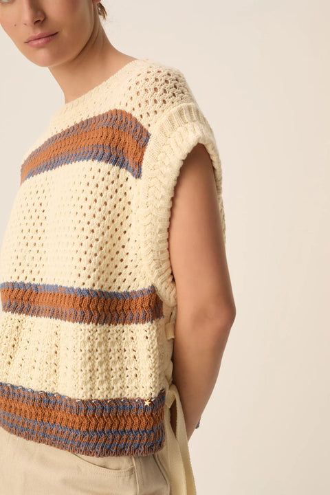 Des Petits Hauts Des Petits Hauts Baba Sleeveless Sweater in Creme with Choco: relaxed, summer, vacation, organic