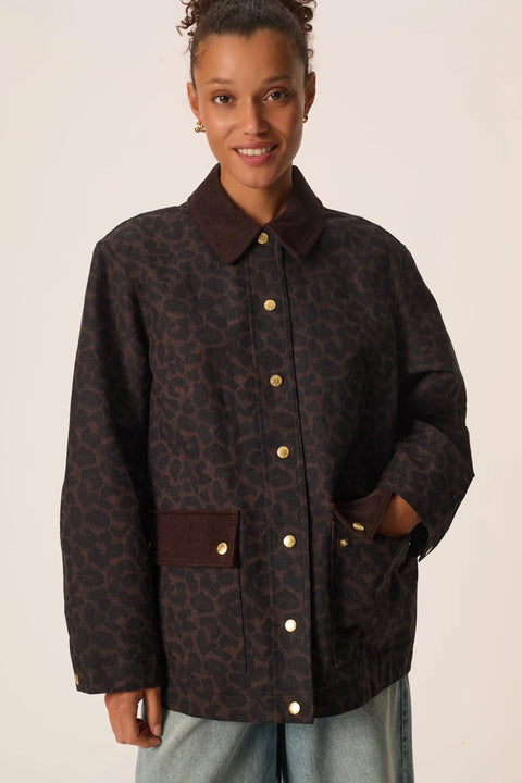 Des Petits Hauts Yolanda Coat Leopard - Side View Highlighting Barn Jacket Silhouette and Water-Repellent Cotton
