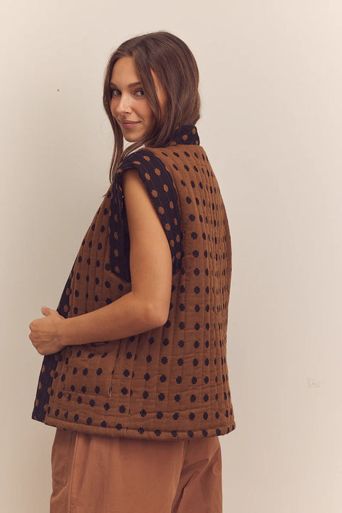 Amente Quilted Tie Waist Vest | Mocha