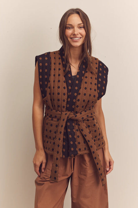 Amente Quilted Tie Waist Vest | Mocha