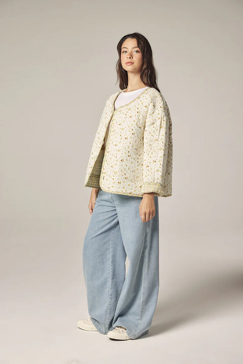 Amente Eyelet Reversible Quilted Jacket | Cream + Yellow