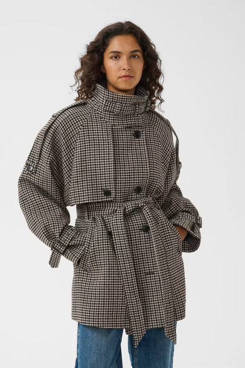 Gestuz Avic Short Coat | Brown and Green Houndstooth
