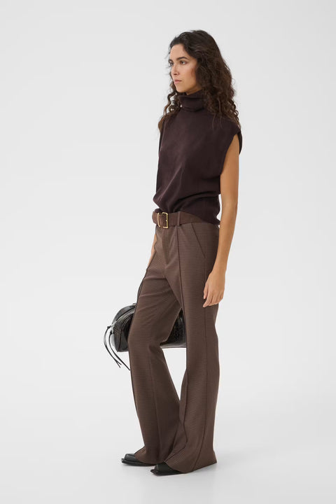 Gestuz Manzi Waistcoat Ganache — side view showing polished silhouette and subtle drape