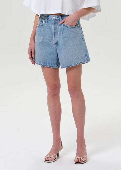 AGOLDE Rhoda Pleated A-Line Short, Raft light indigo, vintage style shorts with pleat front detail, non stretch cotton, high rise a-line fit 