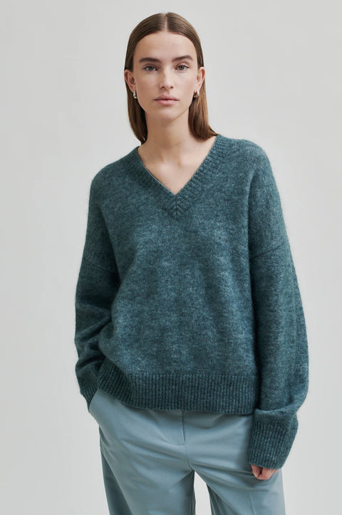 Second Female Brook Knit Loose V-Neck | Balsam Green