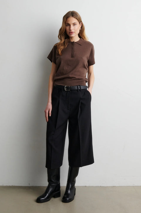 Second Female Claro Polo Carafe - Side View Highlighting Seamless Shoulder and Relaxed Drape
