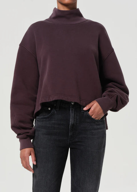 Cotton sweater in deep purple, mock neck, cropped fit with volume puffy sleeve, casual look. Agolde 