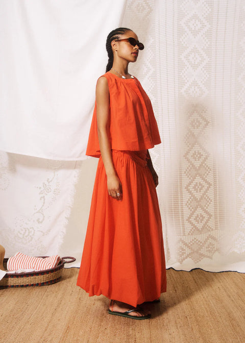 FRNCH Nunzio Top Corail - Side View Highlighting Loose Sleeveless Silhouette Cut to the Waist