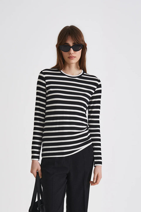 Stylein Canvey Long Sleeve T-Shirt | Black with Stripes