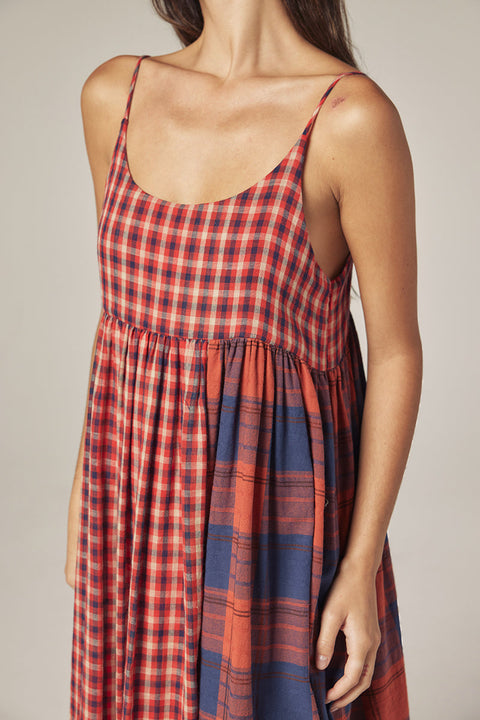 Amente Amente Contrast Midi Dress in Red with Blue: featuring cotton, midi, pocket