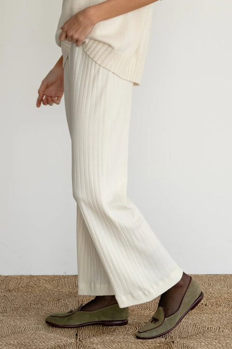 Cream cropped, cotton Lounge pant in Pointelle, easy elastic waistband and a cropped silhouette
