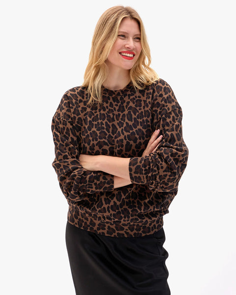 THE OVERSIZED SWEATSHIRT