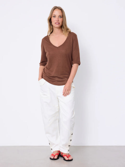 Notshy Romana V Neck Tee | Datte