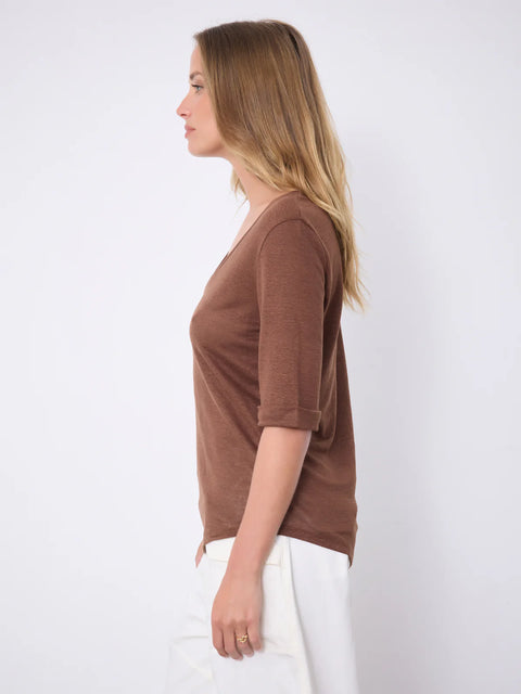 Notshy Romana V Neck Tee | Datte