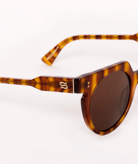 Sardine Sardine Aster Sunglasses in Match Play