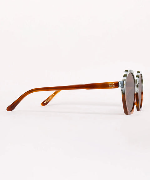 Sardine Millie Sunglasses | Late Checkout