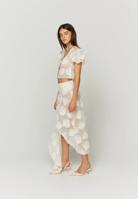 House of Sunny Scattered Shells Applique Blouse | Marble