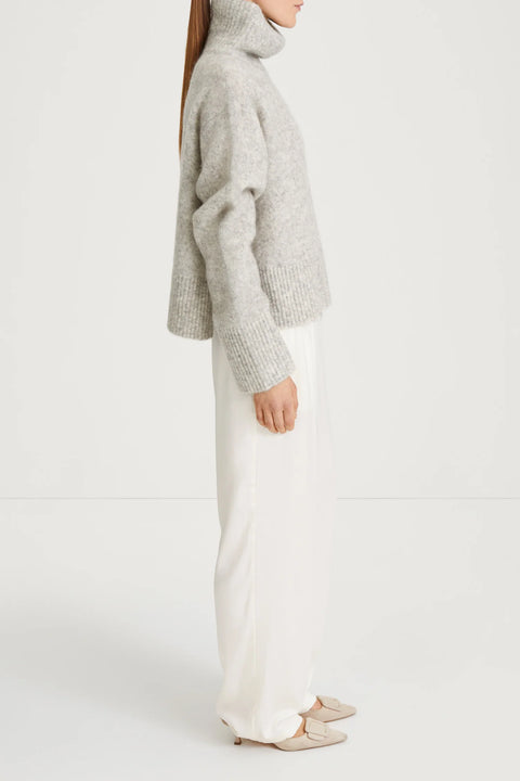 Stylein Nike Sweater | Light Grey
