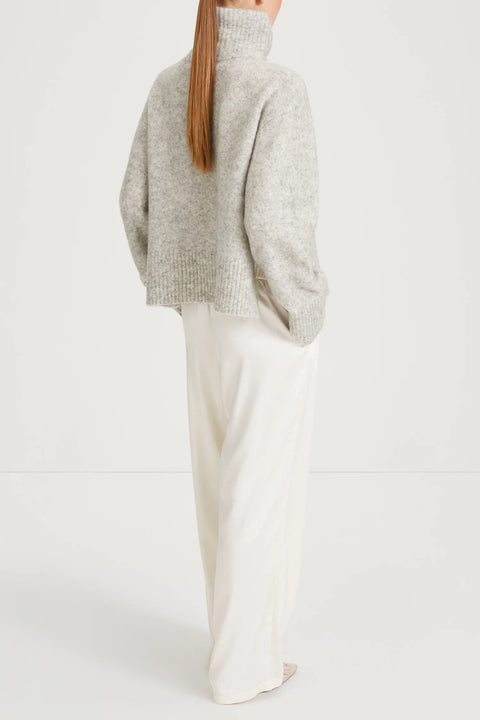 Stylein Nike Sweater | Light Grey